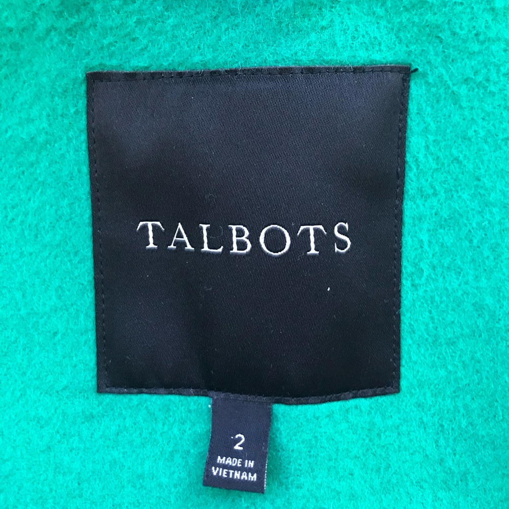 Emerald Green Coat with Polka Dot Lining and Removable Faux Fur Collar - Picture 7 of 9